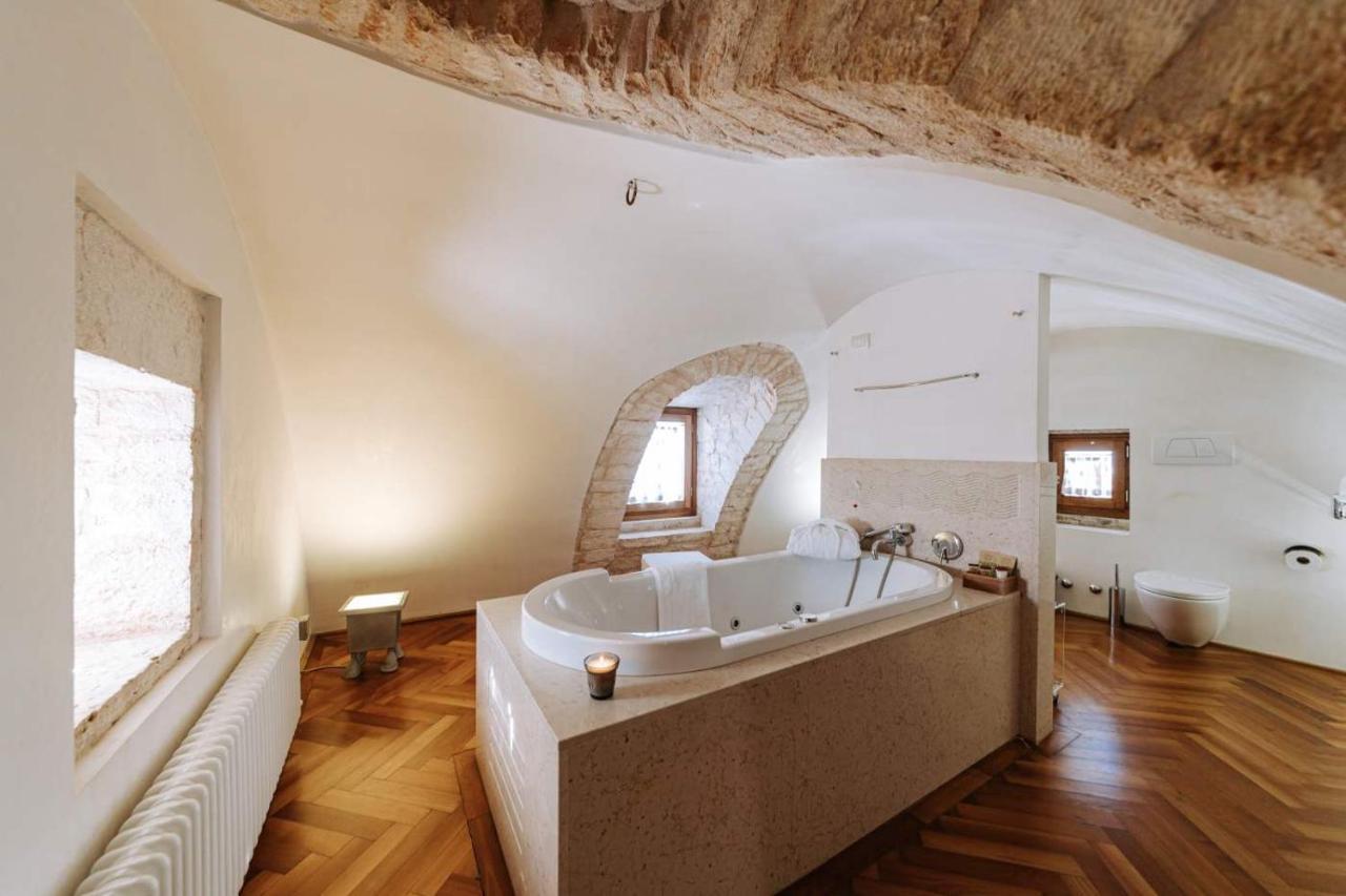 فندق Santa Rosa Relais نوتشي المظهر الخارجي الصورة